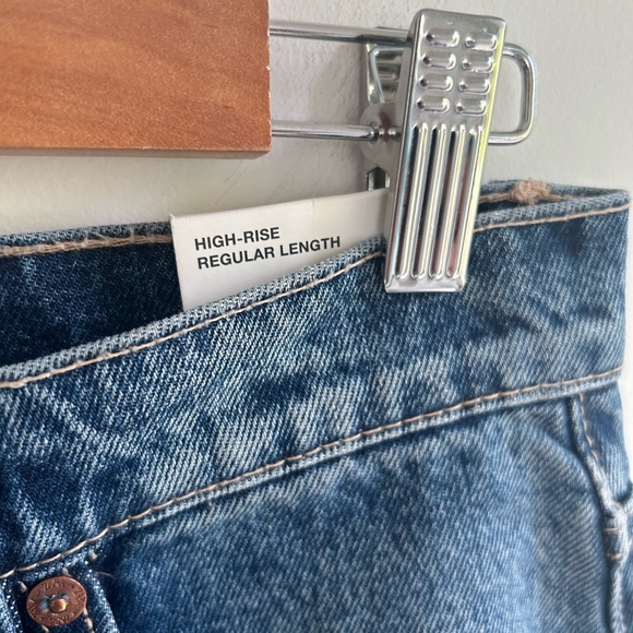 NWT Zara High Rise Straight Fit Jean - Picture 5 of 5